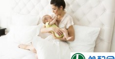 哺乳期用热毛巾敷乳房有什么用(哺乳期间可以用热毛巾敷乳房吗)